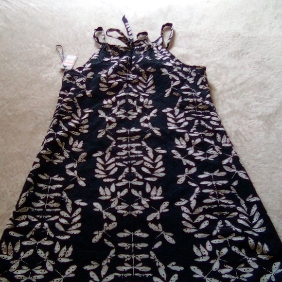 Crown & Ivy Navy and White Dragonfly Print Eyelet Halter Dress NWT - Picture 9 of 9